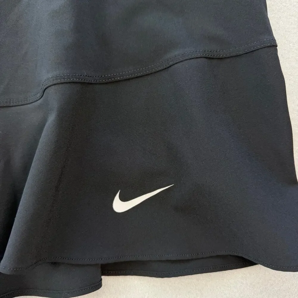 Nike Black Workout Athleisure Everyday Tennis Golf Sporty Athletic Skort Skirt